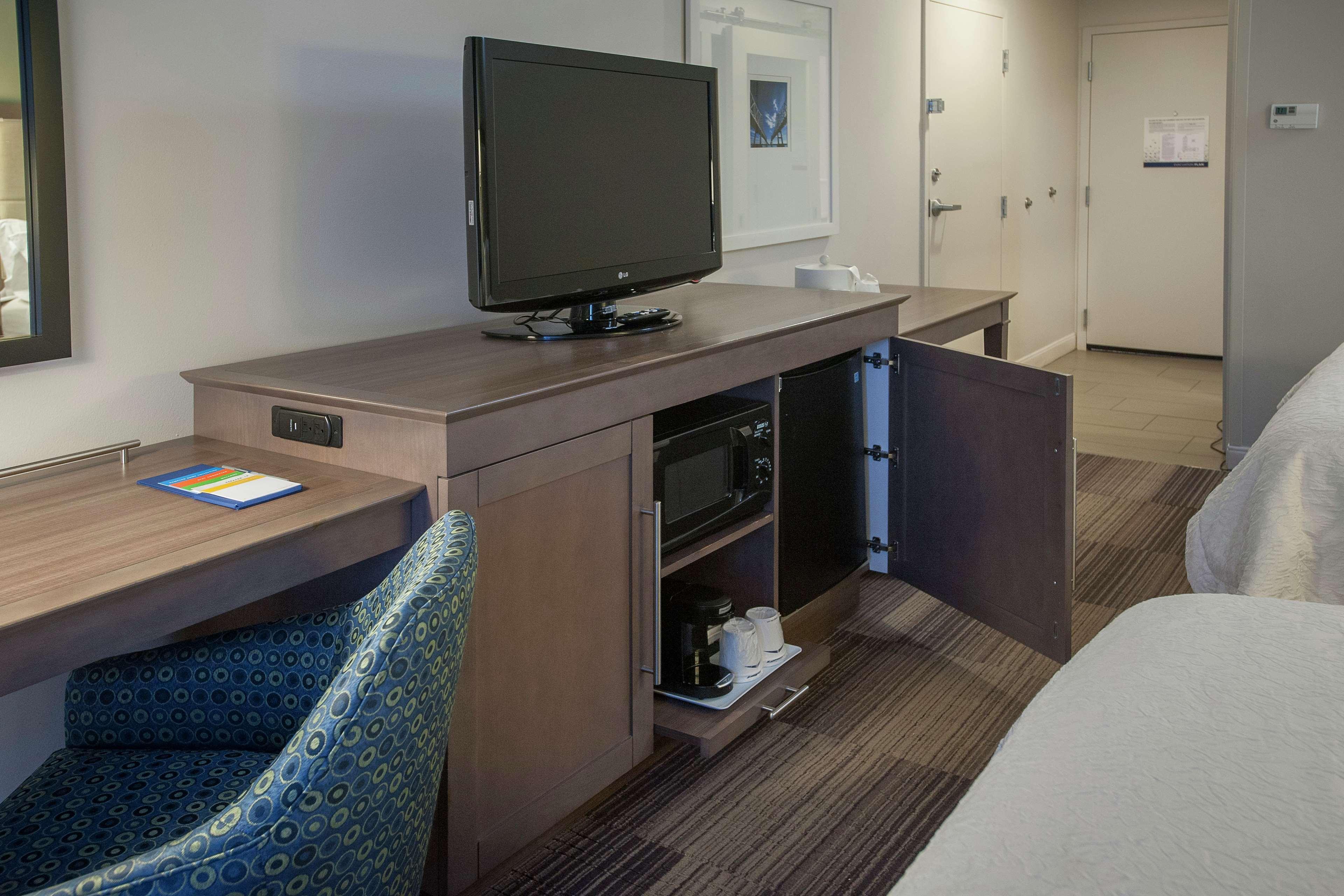 Hampton Inn & Suites New Orleans/Elmwood Harahan Exterior foto
