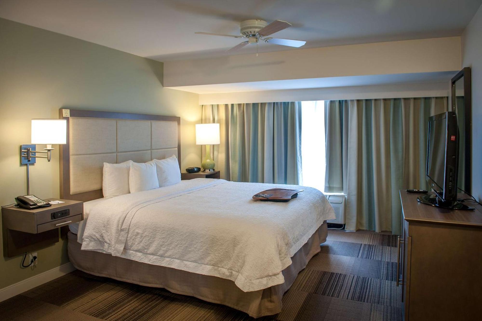 Hampton Inn & Suites New Orleans/Elmwood Harahan Exterior foto