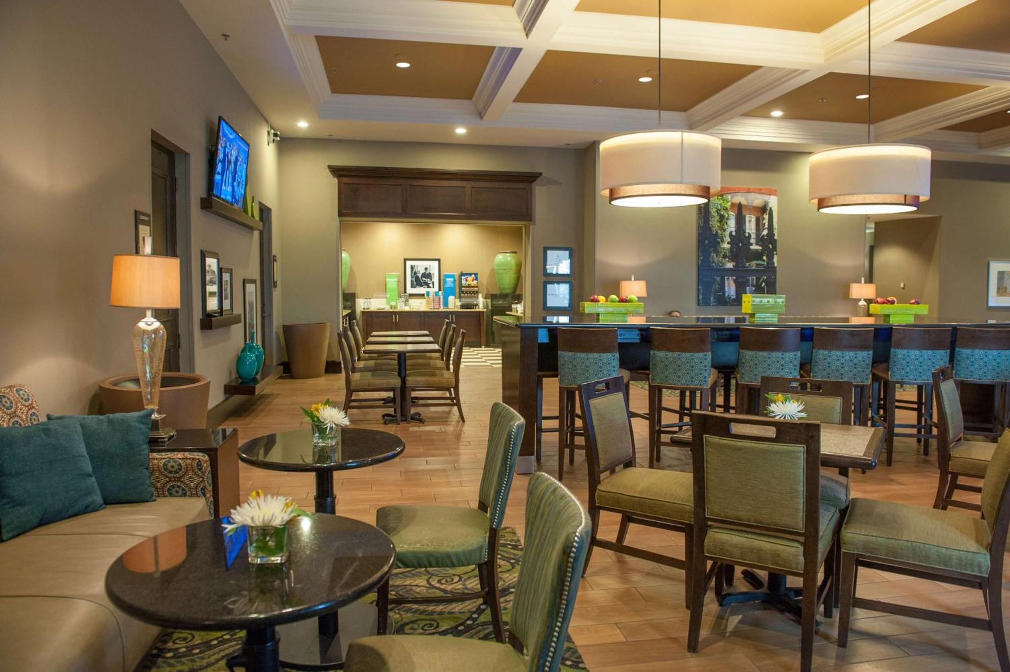 Hampton Inn & Suites New Orleans/Elmwood Harahan Exterior foto